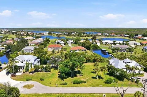 10060 Creekside Dr, Placida, FL 33946 photo 10