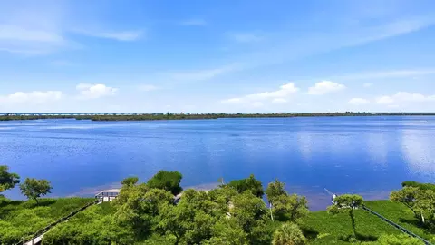 9811 Eagle Preserve Dr, Englewood, FL 34224