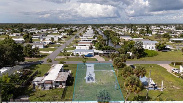 2445 Heron Dr, Englewood, FL 34224