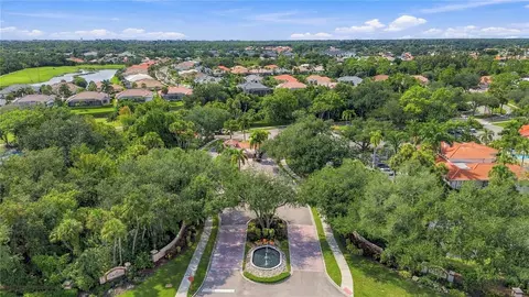View/Area - 737 Misty Pine Dr, Venice, FL 34292 photo 4 of 12