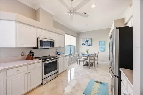 Kitchen - 737 Misty Pine Dr, Venice, FL 34292 photo 6 of 7