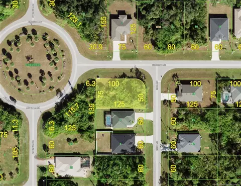 140 Hobo Rd, Rotonda West, FL 33947