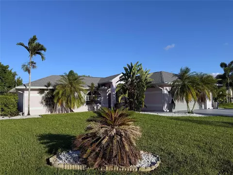 1943 SE 8th Pl, Cape Coral, FL 33990