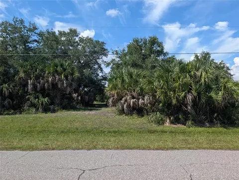 144 Haddock Dr, Rotonda West, FL 33947