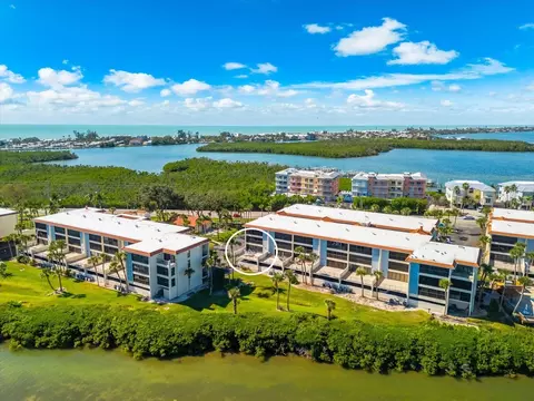 1551 Beach Rd #207, Englewood, FL 34223