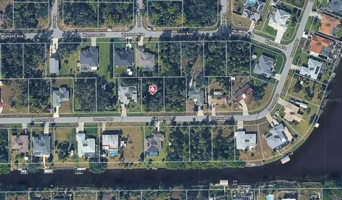 561 Lomond Dr, Port Charlotte, FL 33953