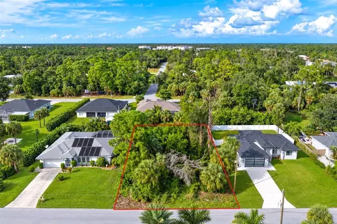 561 Lomond Dr, Port Charlotte, FL 33953