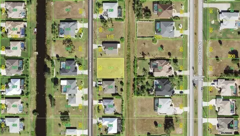 187 Mariner Ln, Rotonda West, FL 33947