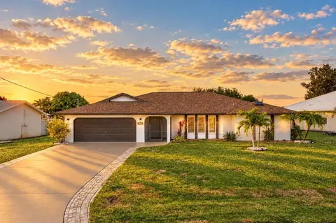 122 Bunker Rd, Rotonda West, FL 33947