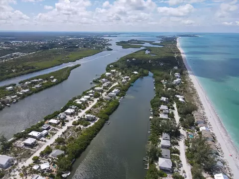 351 Bocilla Dr, Placida, FL 33946 photo 11