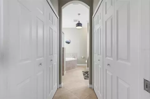 Entry Way - 6683 Willowshire Way, Bradenton, FL 34212 photo 4 of 4