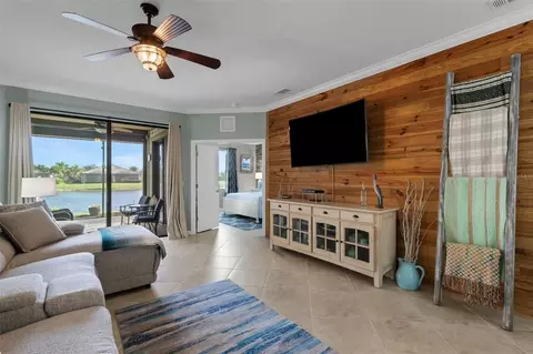 Living - 6683 Willowshire Way, Bradenton, FL 34212 photo 1 of 4
