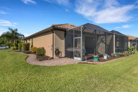 Exterior - 6683 Willowshire Way, Bradenton, FL 34212 photo 6 of 17