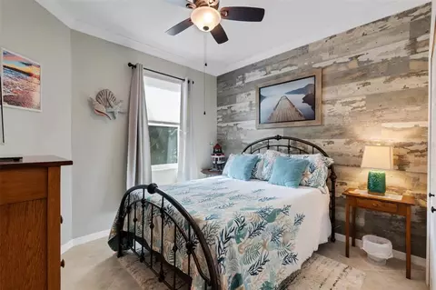 Bedroom - 6683 Willowshire Way, Bradenton, FL 34212 photo 6 of 8
