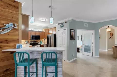 Kitchen - 6683 Willowshire Way, Bradenton, FL 34212 photo 4 of 6