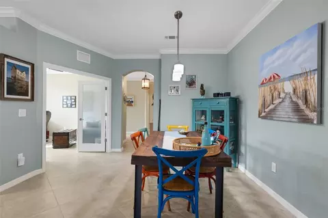 Dining - 6683 Willowshire Way, Bradenton, FL 34212 photo 3 of 7