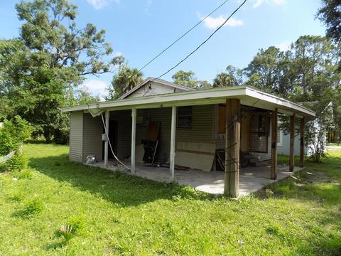 304 Booe St E, Bunnell, FL 32110 photo 1