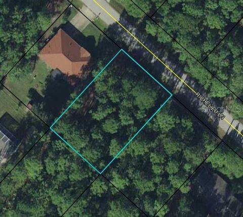24 Richelieu Ln, Palm Coast, FL 32164