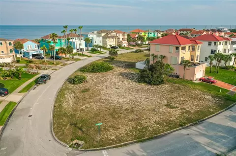 3819 Islamorada Dr, Ormond Beach, FL 32176 photo 1