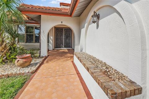 3 Center Pl, Palm Coast, FL 32137