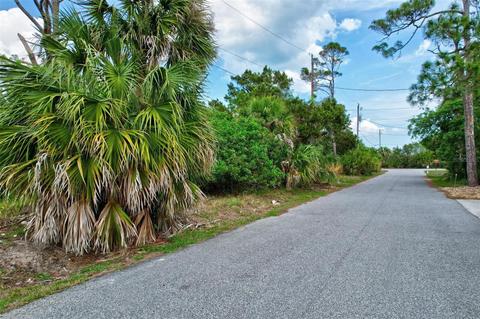 604 Yorkshire Dr, Flagler Beach, FL 32136