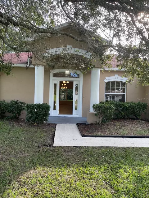 8 Beacon Mill Ln, Palm Coast, FL 32137