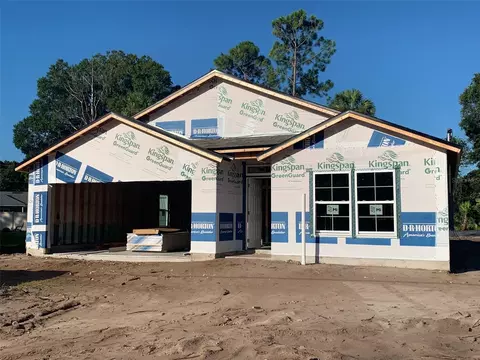 8 Pinetree Dr, Palm Coast, FL 32164