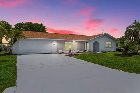 19 Clearview Ct S, Palm Coast, FL 32137