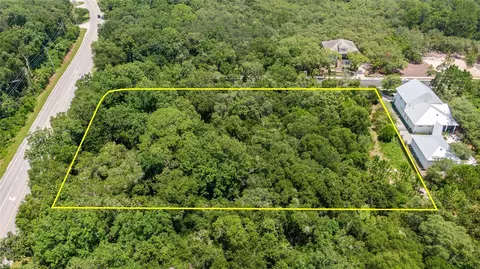 4 Cinnamon Grove Ln, Palm Coast, FL 32137