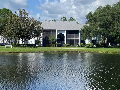 1345 Pine Ridge Cir E #B1, Tarpon Springs, FL 34688