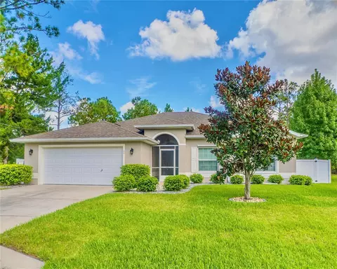 15 Pineapple Dr, Palm Coast, FL 32164