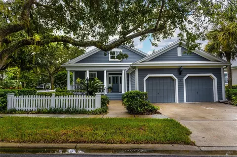 1 Heron Ct, Palm Coast, FL 32137