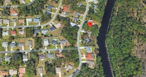 80 Piedmont Dr, Palm Coast, FL 32164