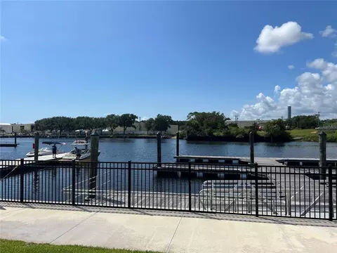 15 Del Palma Dr, Palm Coast, FL 32137