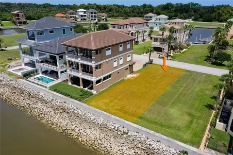 298 Yacht Harbor Dr, Palm Coast, FL 32137