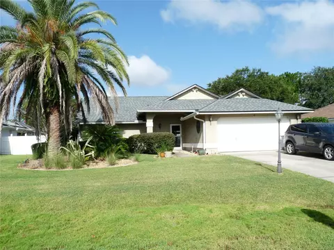 8 Flemington Ln, Palm Coast, FL 32137