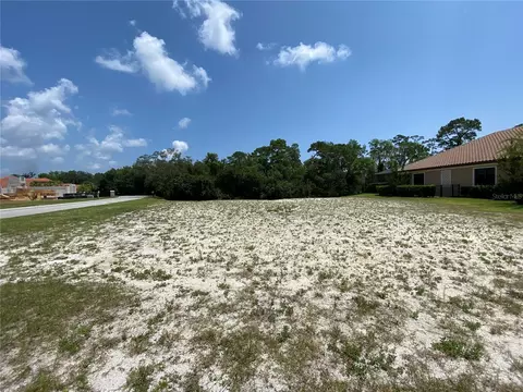 102 Masters Cir, Palm Coast, FL 32137