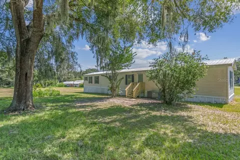 122 Barter Dr, Satsuma, FL 32189