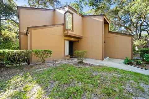 25 Fairways Cir #N/A, Palm Coast, FL 32137