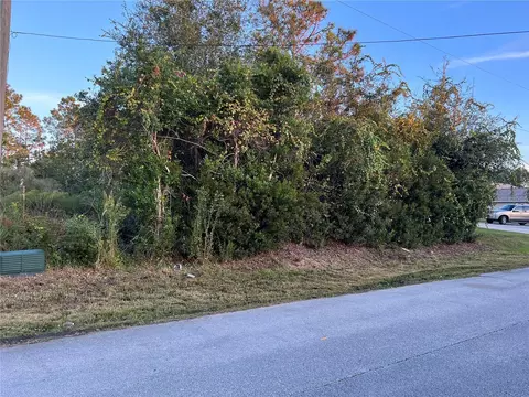 40 Wood Center Ln, Palm Coast, FL 32164