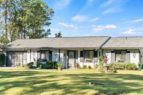 8 Weller Ln, Palm Coast, FL 32164