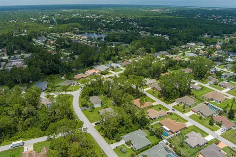 172 Bayside Dr, Palm Coast, FL 32137