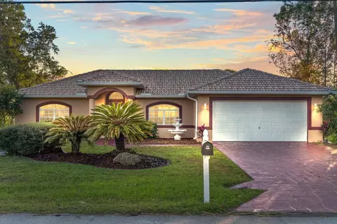 114 Pine Grove Dr, Palm Coast, FL 32164