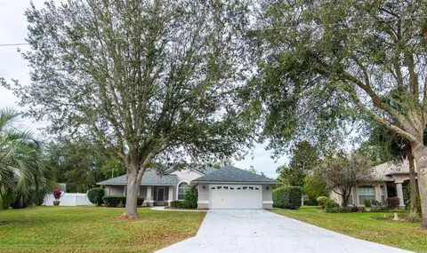 7 Fernmill Ln, Palm Coast, FL 32137