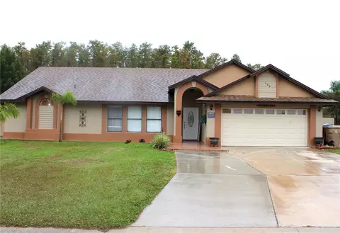 204 Red Maple Dr, Kissimmee, FL 34743