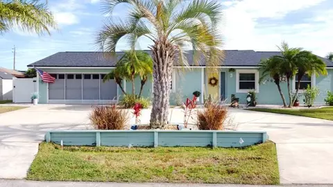 3 Clarendon Ct S, Palm Coast, FL 32137