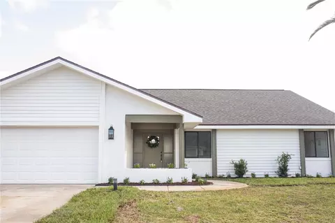 9 Crain Ct, Palm Coast, FL 32137