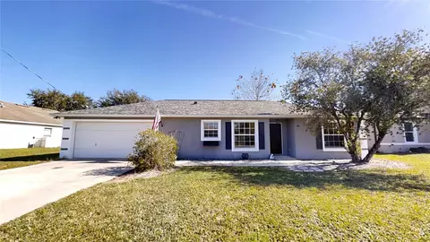 42 Laramie Dr, Palm Coast, FL 32137