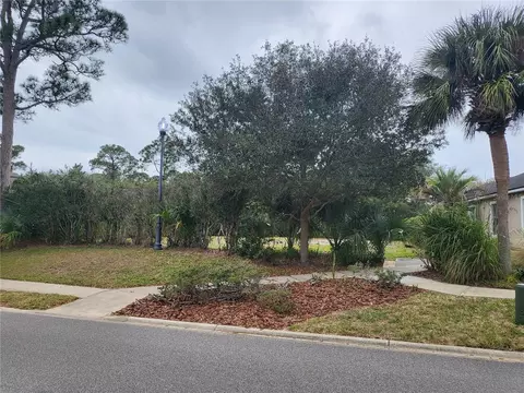 4 Sandpiper Ct, Palm Coast, FL 32137