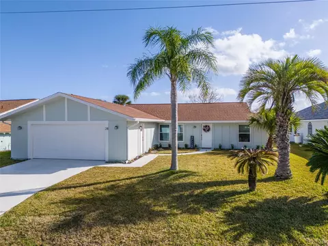 28 Coconut Ct, Palm Coast, FL 32137